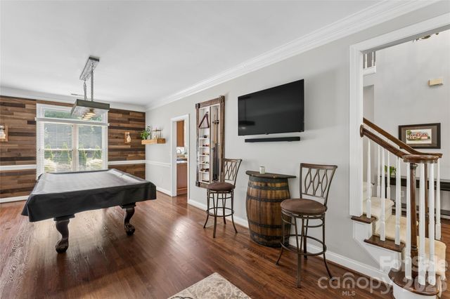 9034 Cambridge Green Drive, Charlotte, NC 28277