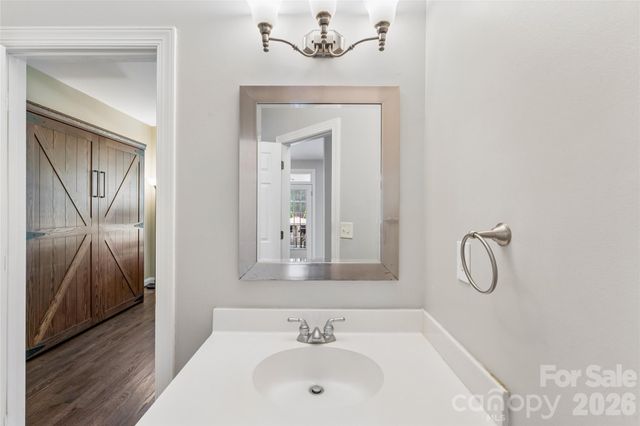 9034 Cambridge Green Drive, Charlotte, NC 28277