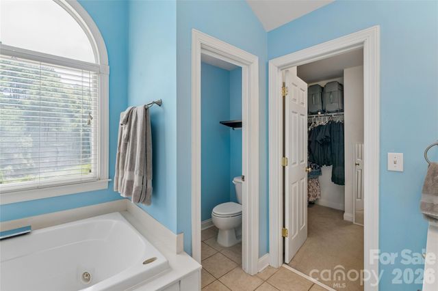 9034 Cambridge Green Drive, Charlotte, NC 28277
