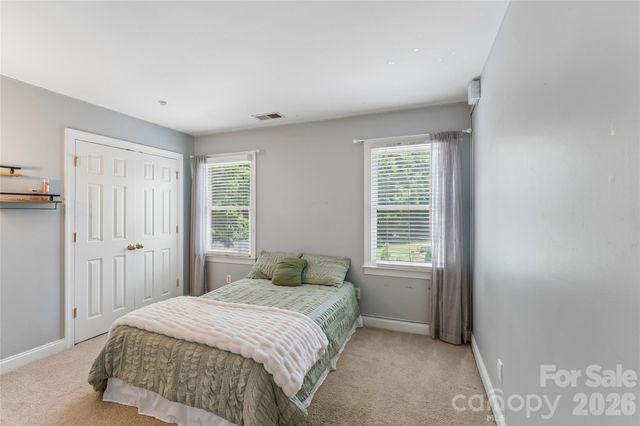 9034 Cambridge Green Drive, Charlotte, NC 28277