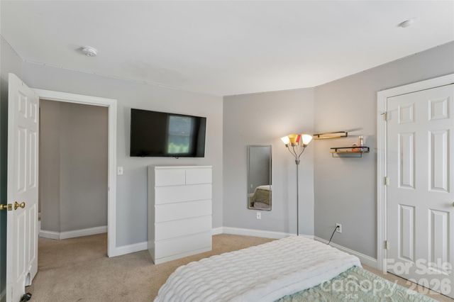9034 Cambridge Green Drive, Charlotte, NC 28277