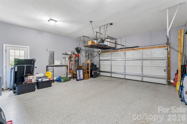 9034 Cambridge Green Drive, Charlotte, NC 28277