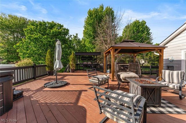 175 Crestview Drive, Elyria, OH 44035