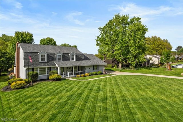 175 Crestview Drive, Elyria, OH 44035