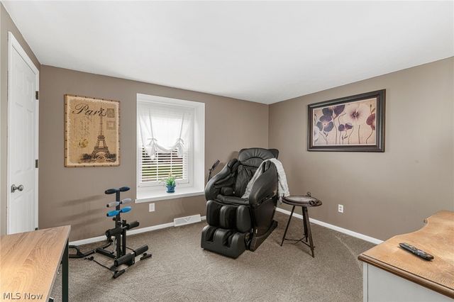 175 Crestview Drive, Elyria, OH 44035
