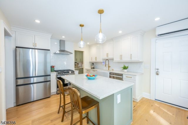 156 Lincoln St, Montclair Twp., NJ 07042