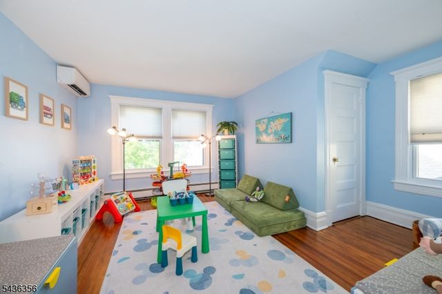 156 Lincoln St, Montclair Twp., NJ 07042