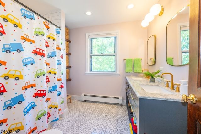 156 Lincoln St, Montclair Twp., NJ 07042