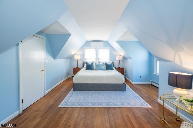 156 Lincoln St, Montclair Twp., NJ 07042