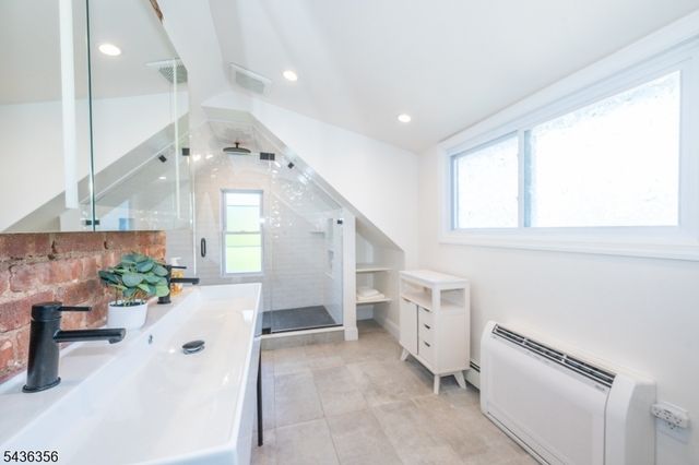 156 Lincoln St, Montclair Twp., NJ 07042