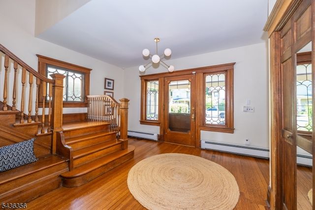 156 Lincoln St, Montclair Twp., NJ 07042