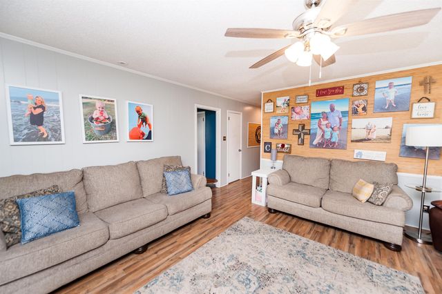 1513 W Rutledge Avenue, Gaffney, SC 29341
