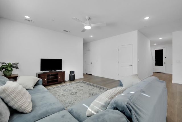 1921 Kaia Way, Yuba City, CA 95993