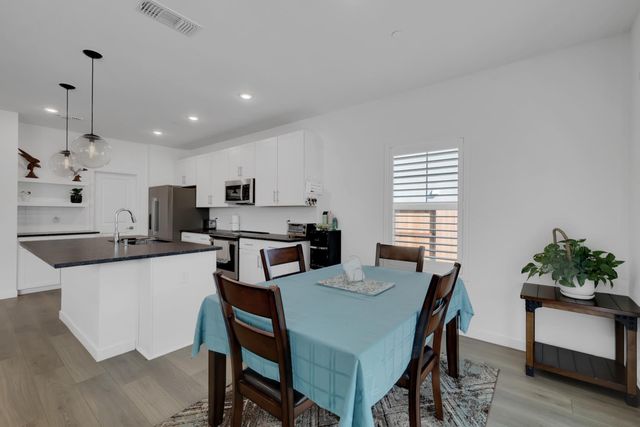 1921 Kaia Way, Yuba City, CA 95993