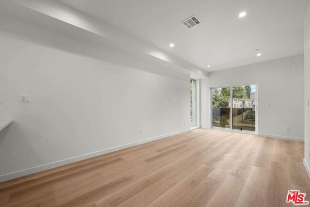 2001 Vista Del Mar Street 4, Los Angeles, CA 90068