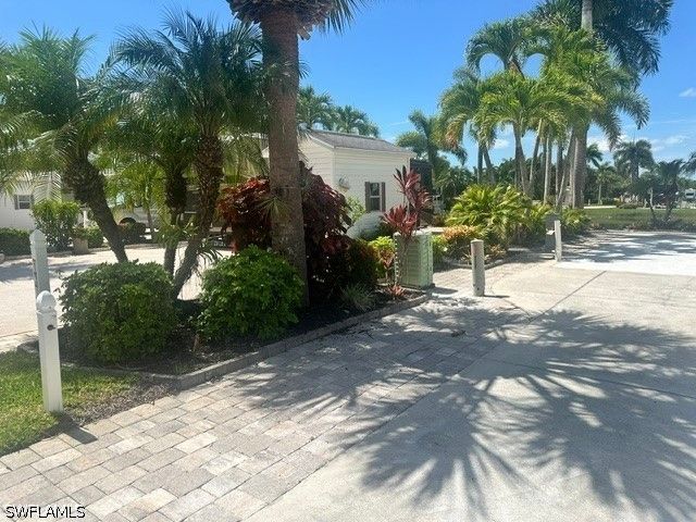 1311 Diamond Lake CIR, Naples, FL 34114