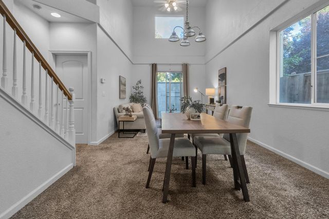 3105 English Oak Cir, Stockton, CA 95209