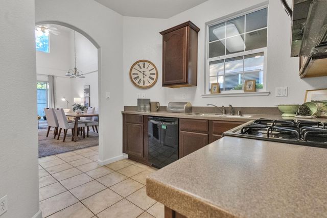 3105 English Oak Cir, Stockton, CA 95209