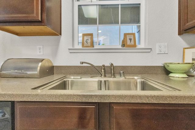 3105 English Oak Cir, Stockton, CA 95209