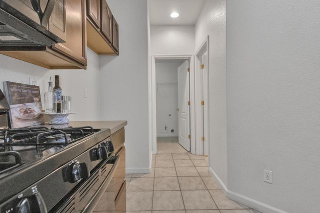 3105 English Oak Cir, Stockton, CA 95209