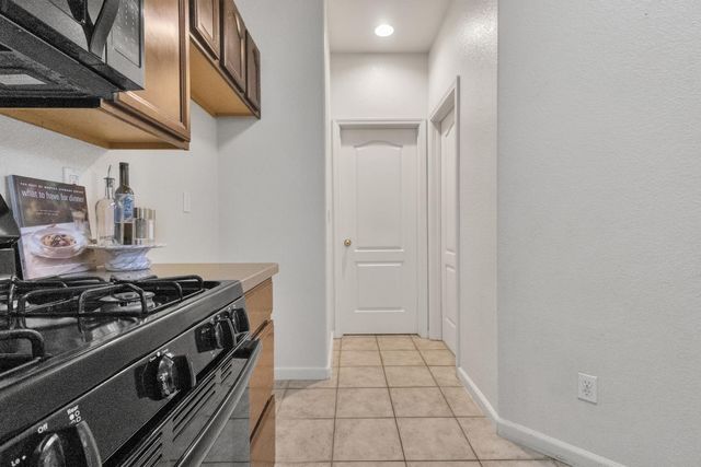 3105 English Oak Cir, Stockton, CA 95209