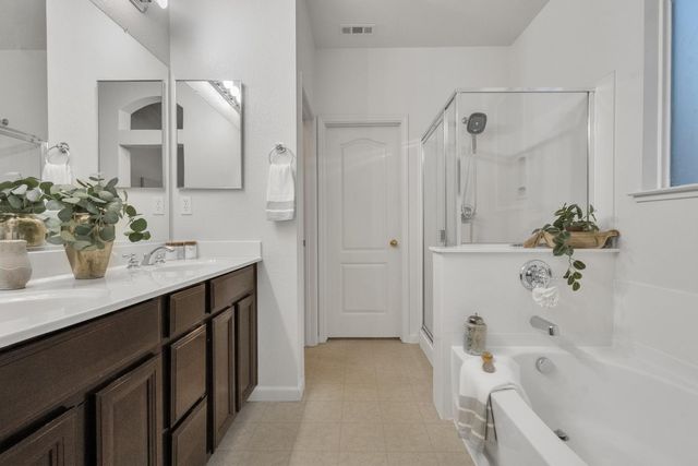 3105 English Oak Cir, Stockton, CA 95209