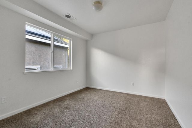 3105 English Oak Cir, Stockton, CA 95209
