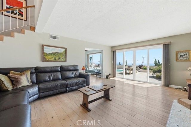 2225 Grenadier Drive, San Pedro (los Angeles), CA 90732