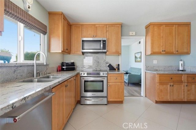 2225 Grenadier Drive, San Pedro (los Angeles), CA 90732