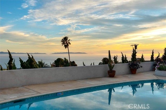 2225 Grenadier Drive, San Pedro (los Angeles), CA 90732