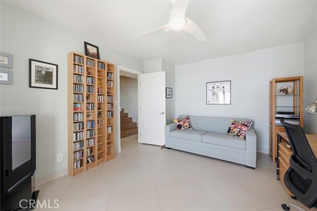 2225 Grenadier Drive, San Pedro (los Angeles), CA 90732