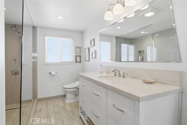 2225 Grenadier Drive, San Pedro (los Angeles), CA 90732