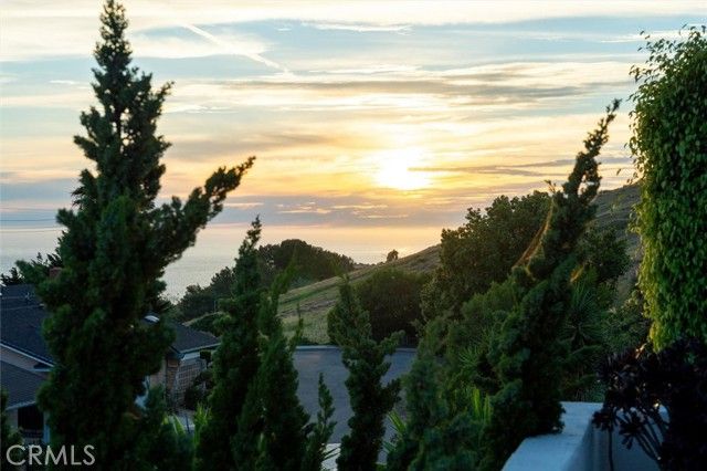 2225 Grenadier Drive, San Pedro (los Angeles), CA 90732