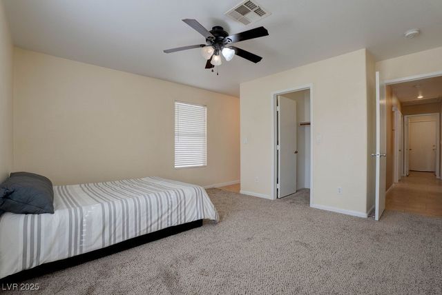 7925 Willow Pines Place, Las Vegas, NV 89143