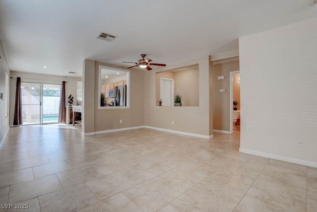 7925 Willow Pines Place, Las Vegas, NV 89143