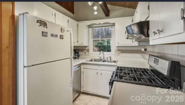 210 Overbrook Trail, Beech Mountain, NC 28604