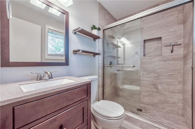 105 E Cedar Street, Spring Hill, KS 66083
