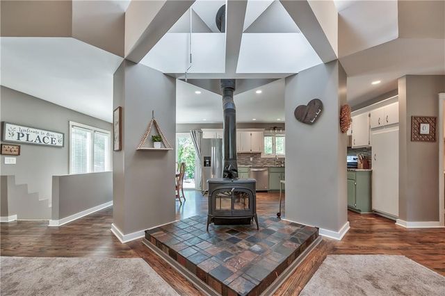 105 E Cedar Street, Spring Hill, KS 66083