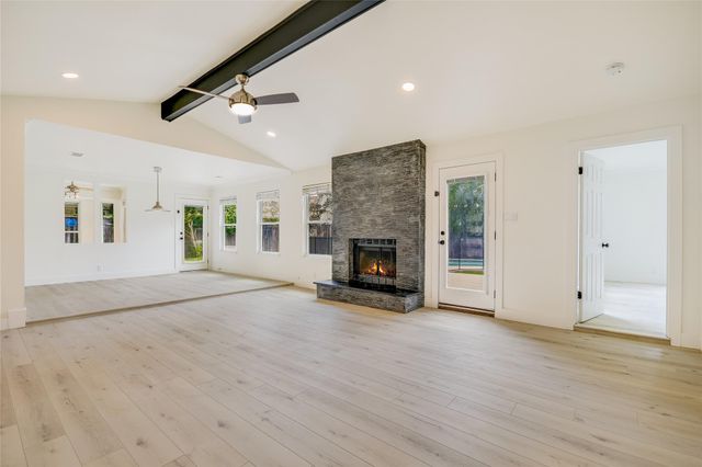 9026 Lockleven LOOP, Austin, TX 78750