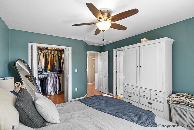 2239 MEADOW DR, Cheyenne, WY 82001