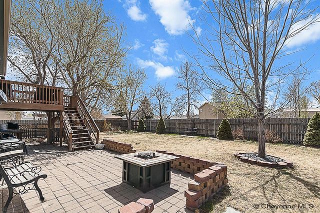 2239 MEADOW DR, Cheyenne, WY 82001