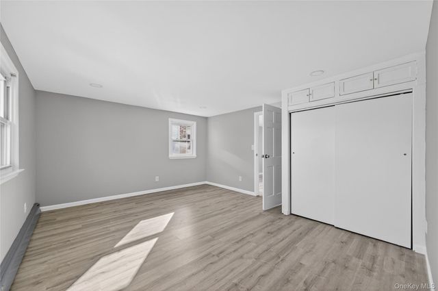 28 Candle Lane, Levittown, NY 11756