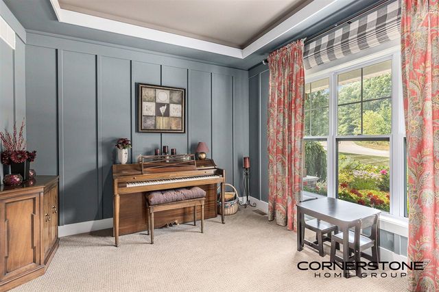 4304 Oak River Court, Grand Rapids, MI 49525