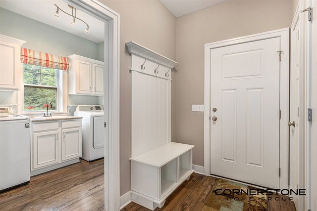 4304 Oak River Court, Grand Rapids, MI 49525