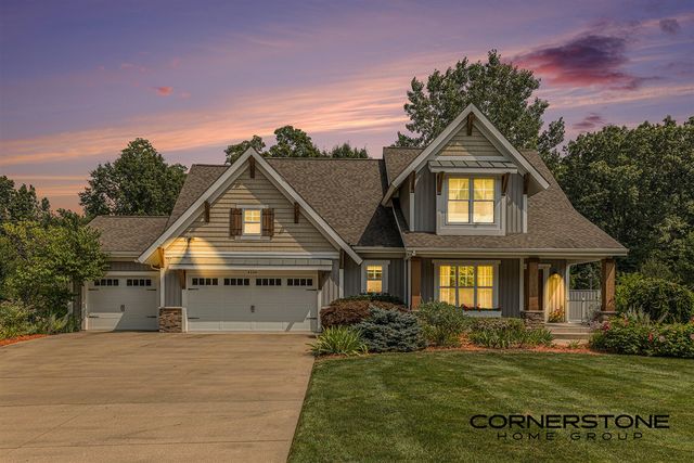 4304 Oak River Court, Grand Rapids, MI 49525