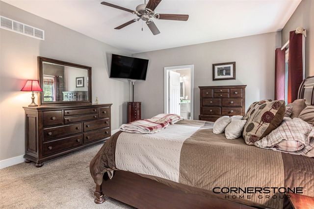 4304 Oak River Court, Grand Rapids, MI 49525