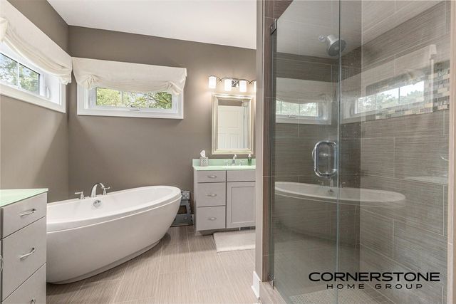 4304 Oak River Court, Grand Rapids, MI 49525