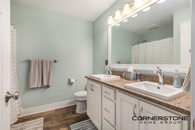 4304 Oak River Court, Grand Rapids, MI 49525