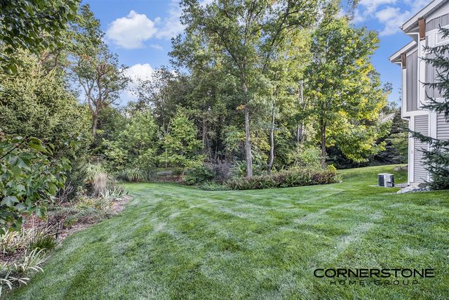 4304 Oak River Court, Grand Rapids, MI 49525