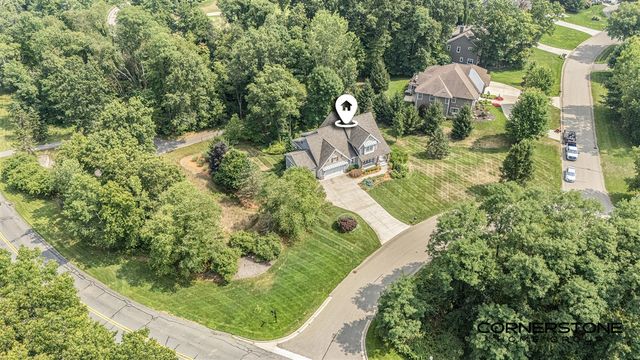 4304 Oak River Court, Grand Rapids, MI 49525